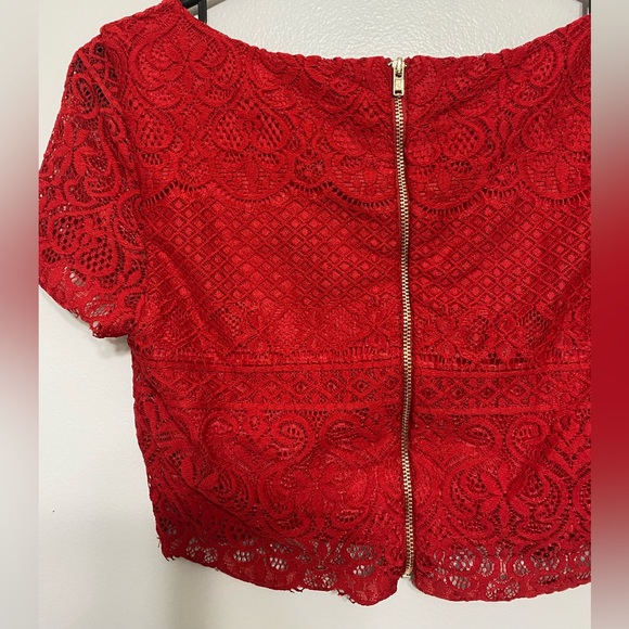 Bebe red lace skirt/crop top 2 piece set size XS - Picture 4 of 17